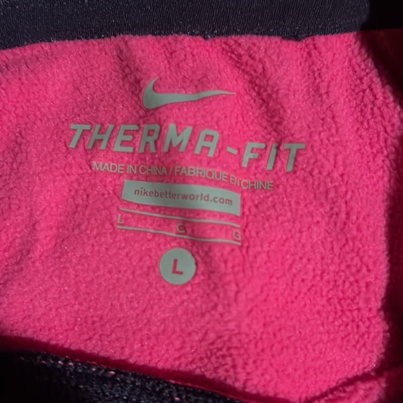 Nike therma fit women’s hoodie size large - Picture 3 of 5